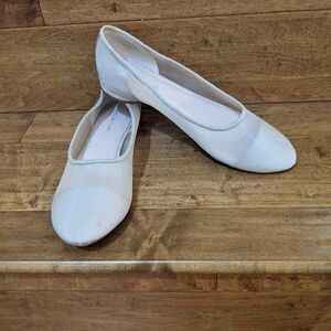 Women's Light Pink Flats